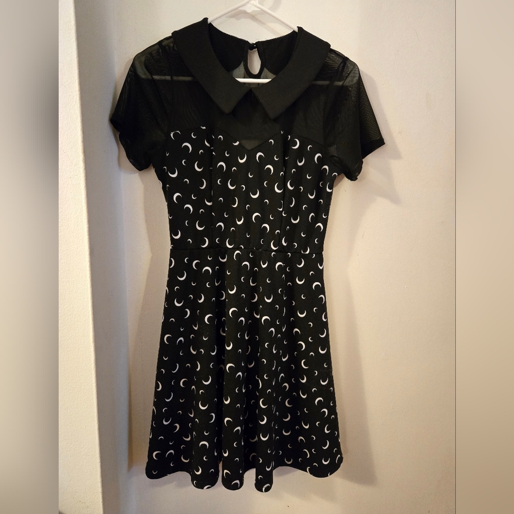 Hot Topic Crescent Moon Dress, Sz Medium